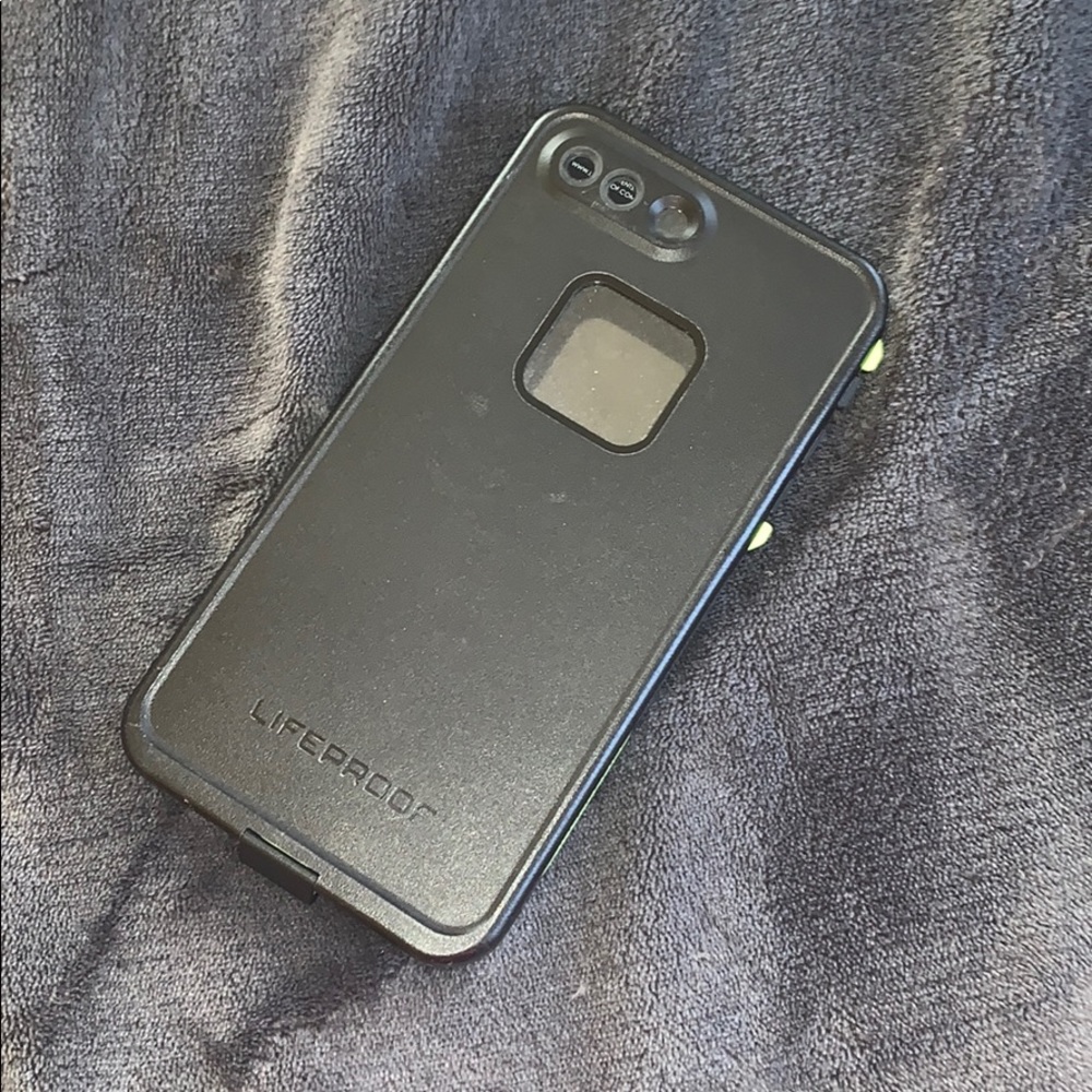 Life proof case for iPhone 8 Plus